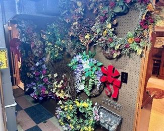 Floral decor & supplies.