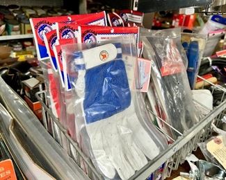 Lots of vintage NOS batting gloves