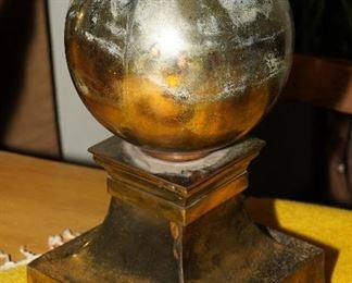 Vintage brass ball table lamp-missing the cord-as is