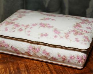 Golden Crown "Bridal Rose" trinket box/jewelry box