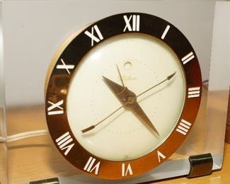 Vintage Telechron lucite desk clock