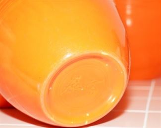 Vintage original orange red Fiestaware nesting bowls-with the ribbing inside at the base by the way!