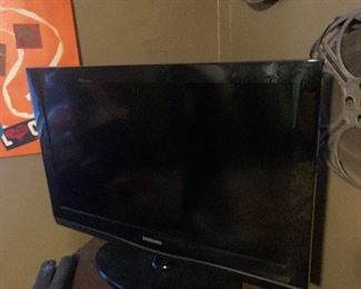 Flat screen TV (Samsung)