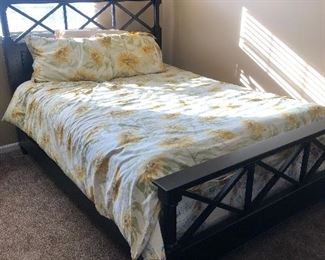 Queen bed set and mattress is sold separately 