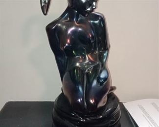 Signed Da Loredano Rosin crystal sculpture