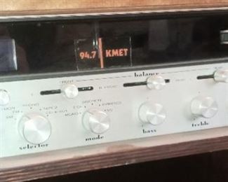 Vintage Marantz model 4220 receiver