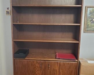 6' bookcase - handmade for the family is approx 4.5' wide
