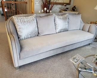 This sofa is in a scrubby Dutch ladies home. No pets,  and no smoke.