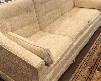 3-cushion sofa