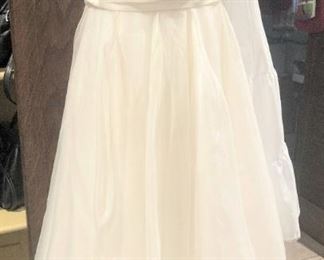Wedding/ball gown