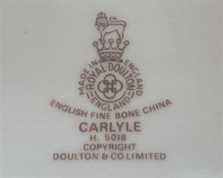 English Royal Doulton "Carlyle" fine bone china
