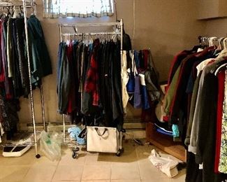 Lots of Women’s Clothes , Jackets, Fur Coats & More Women’s Size 12-14 mostly, Shoes mostly Size 6 1/2