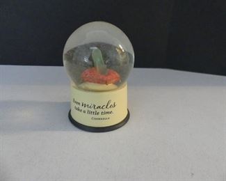 Disney/Hallmark Cinderella "Even Miracles Take a Little Time" Snow Globe