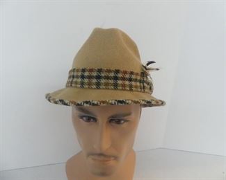 Vintage Beau Chasseur Tan/Tweed Fedora - Size Approx. 7