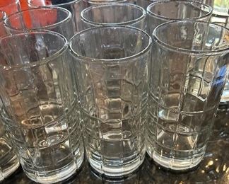 Super set of vintage anchor hocking Tartan 12 Ice tea glasses and matching pitcher!