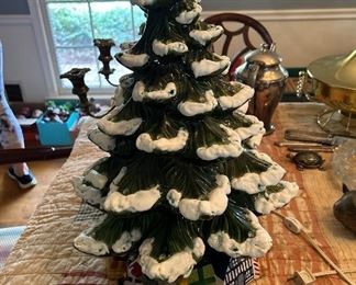 Vintage MCM 60's ceramic light up Christmas tree!