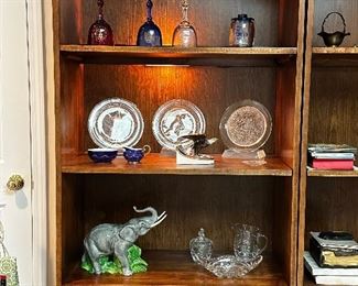 Interior light up bookshelf 