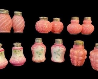Collection Pink Early American Pressed Glass Salt & Pepper Shakers
