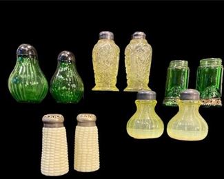 Collection Green & Vaseline EAPG Shakers
