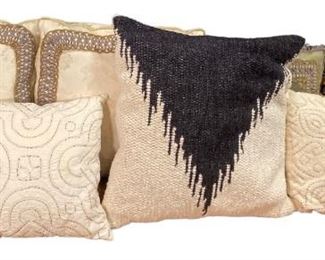 Collection Contemporary Embroidered Pillows
