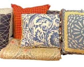 Collection Contemporary Pillows
