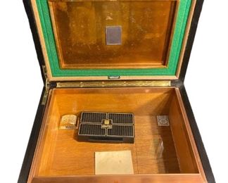 ALFRED DUNHILL LONDON Humidor
