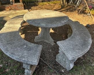 outdoor HEAVY cement set/If you have an thought of this bring lots of heal and a huge truck!