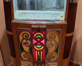 Rockola 1940s Jukebox...needs restoration