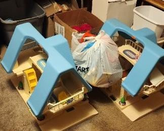 Little tykes houses with all dolls and furnishings