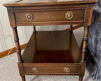 $200.00…….HEKMAN END TABLE WITH 2 DRAWERS