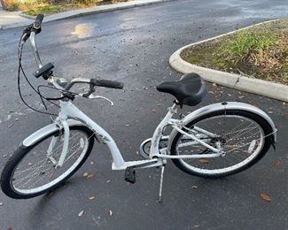 Sun Streamway “step thru” bike