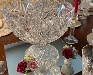 Beautiful cut glass 2 piece centerpiece. 
