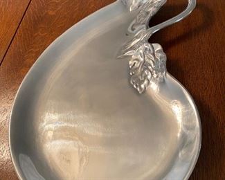 Hammered aluminum tray