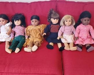 Collection of American Girl dolls and some accessories
