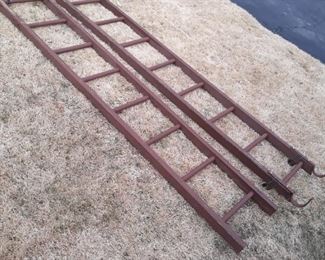 Wooden ladder 7' lengths