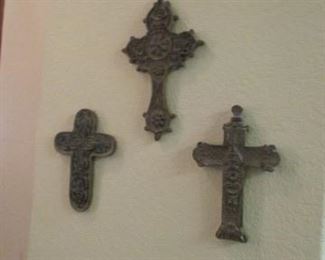 Crosses decor