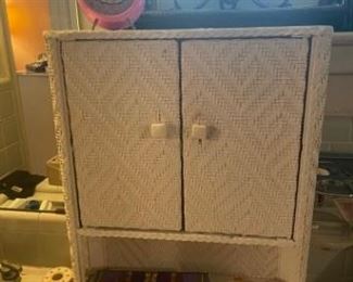 Wicker or wall mount counter top cabinet.  Needs lobe.