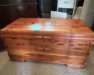 Very nice cedar chest