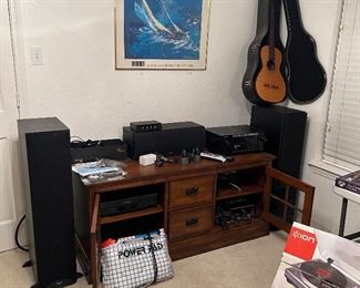 Awesome set of Klipsch floor speakers as well as main and sub… More pictures further ahead. Yeah, that is a Nintendo power pad… Sorry, no console; I know… I was sad too. It’s ok