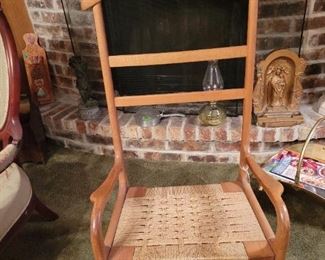 Mid-Century Modern Gentleman's Valet Chair