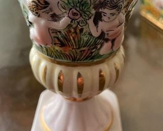  Vintage Capodimonte Vase. Measures 4" H. Photo 1 of 2. 