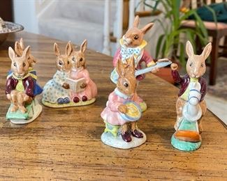 Sample of Royal Doulton Beatrix Potter & Bunnykins. Photo 1 of 12. 