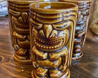 Set of 3 Vintage Glazed Ceramic Polynesian Mugs. 