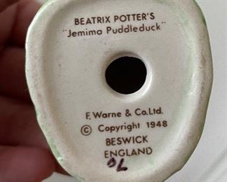 Sample of Royal Doulton Beatrix Potter & Bunnykins. Photo 6 of 12. 