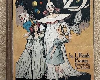 Glinda of OZ First Edition Book. Photo 1 of 4. 