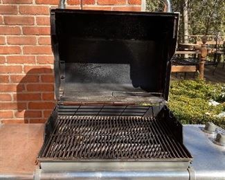 Genesis Special Edition Propane Gas Grill. Photo 2 of 3. 