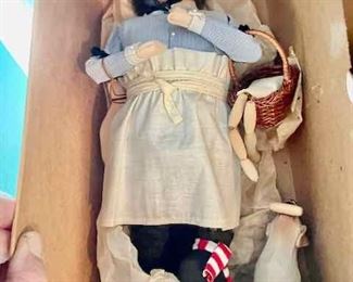 Byers choice carolers