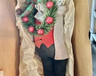 Byers choice carolers