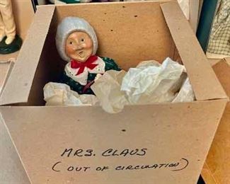 Byers choice carolers