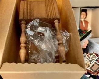 Byers choice carolers